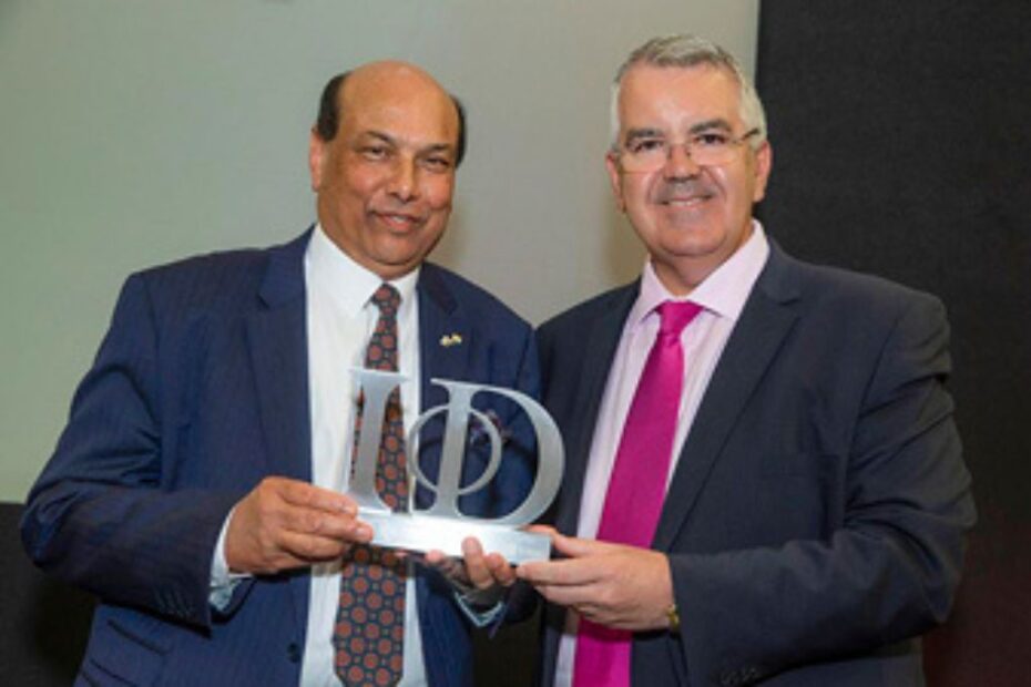 Raj Aggarwal Wins IoD award