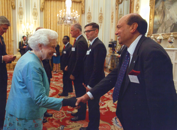 Raj Aggarwal meets Queen Elizabeth II